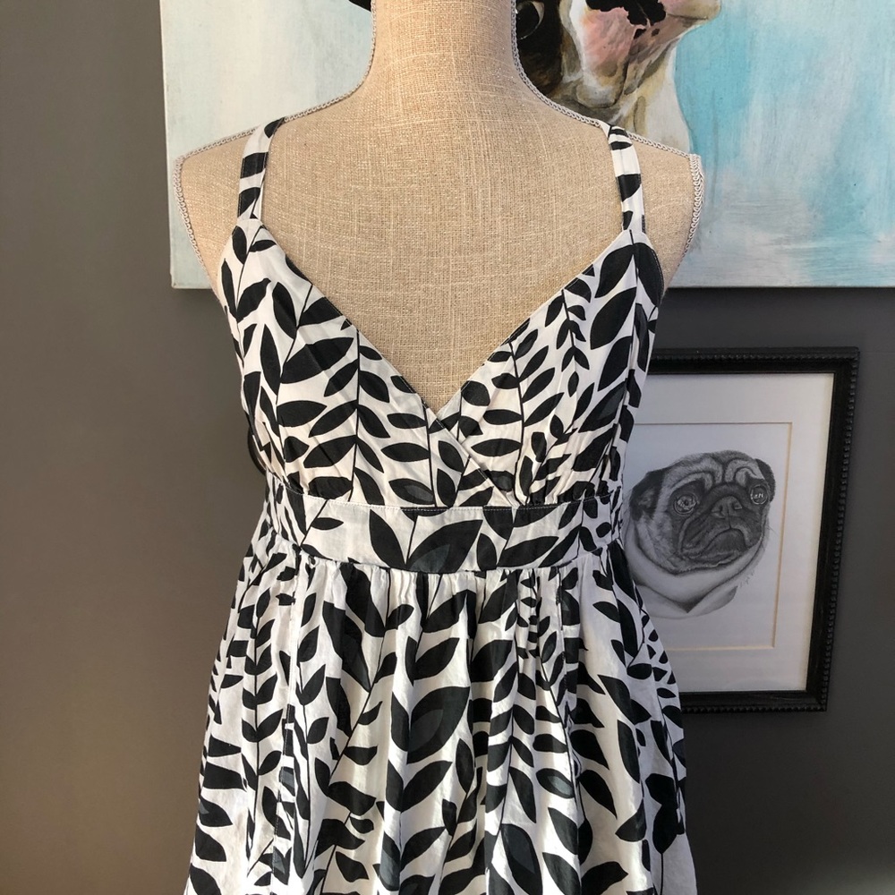 Botanical Tea Dress - Picture 4 of 13